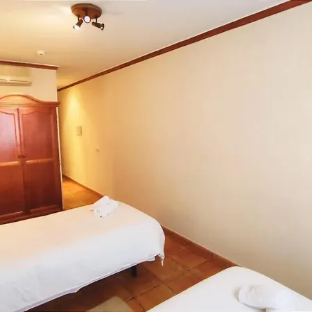 Hostal Suites&room By Mila Prieto El Bosque (Cadiz)