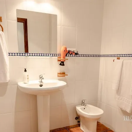 Hostal Suites&room By Mila Prieto El Bosque (Cadiz)